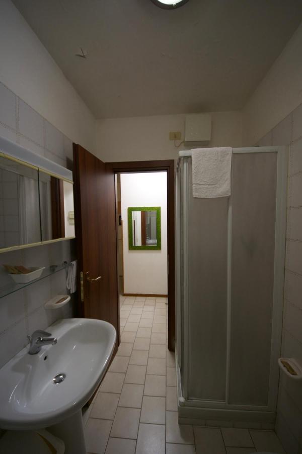 Residence Parmigianino Parma Exterior foto